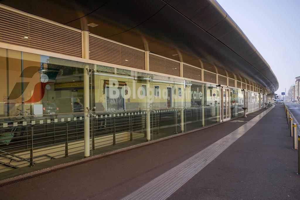 Residence Railway By Studio Vita Bologna Exterior photo